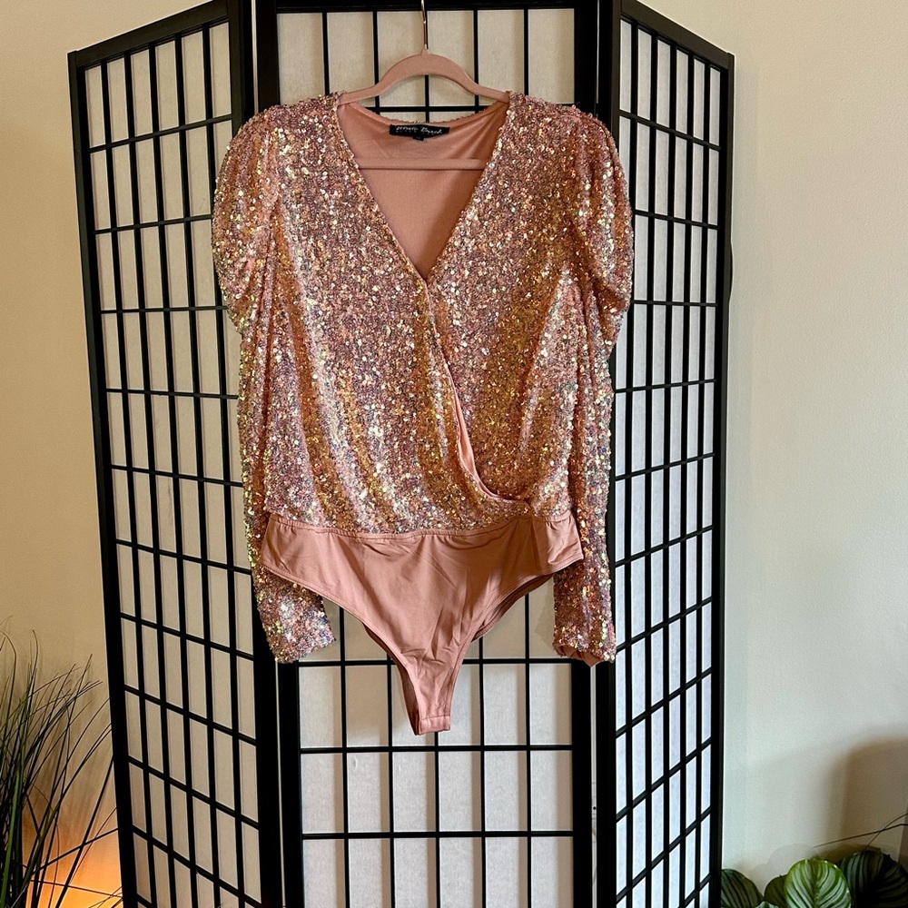 NWOT White Birch Black Label Sequin Wrap Bodysuit — Pink/Gold, Size 2X